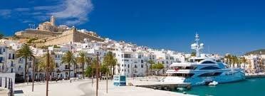 3 soveværelse Lejlighed til leje i Ibiza by med garage - € 3.500 (Ref: 9206762)