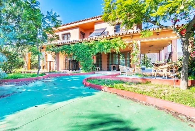 4 quarto Moradia para venda em La Cala de Mijas, Mijas com piscina garagem - 1 350 000 € (Ref: 9248734)