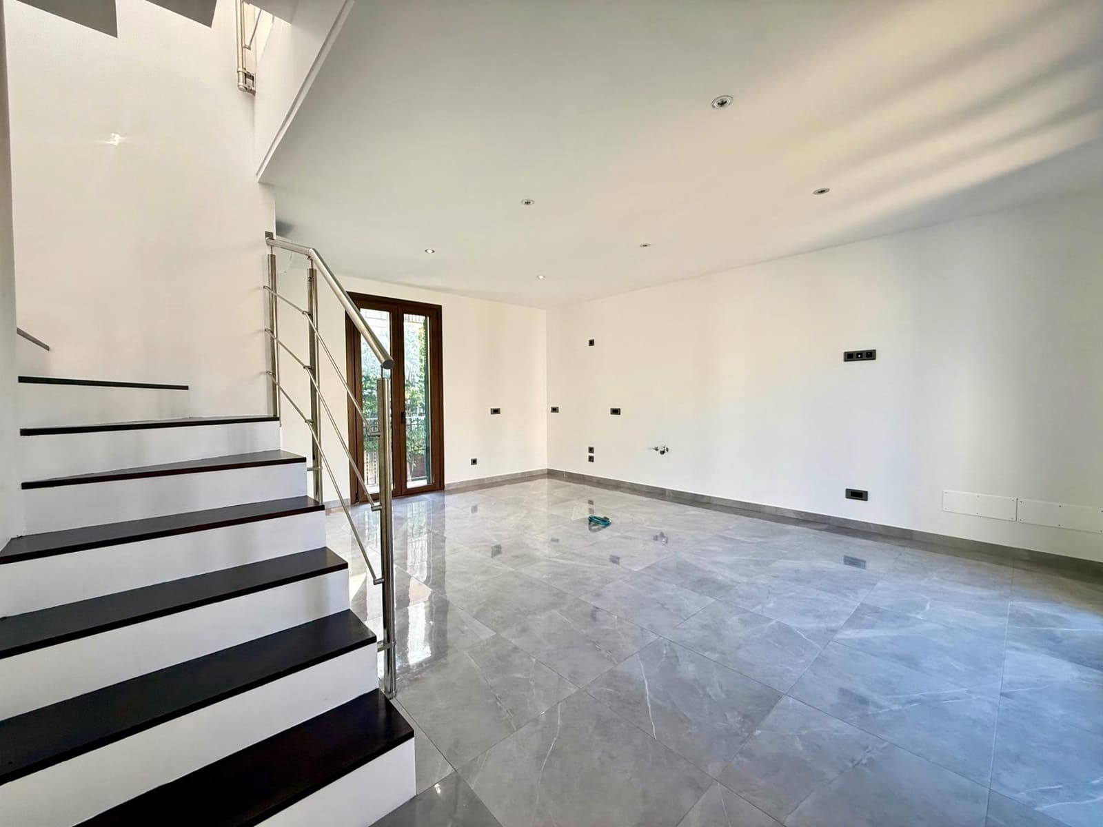 3 slaapkamer Rijtjeshuis te koop in Soller met garage - € 1.190.000 (Ref: 9355804)