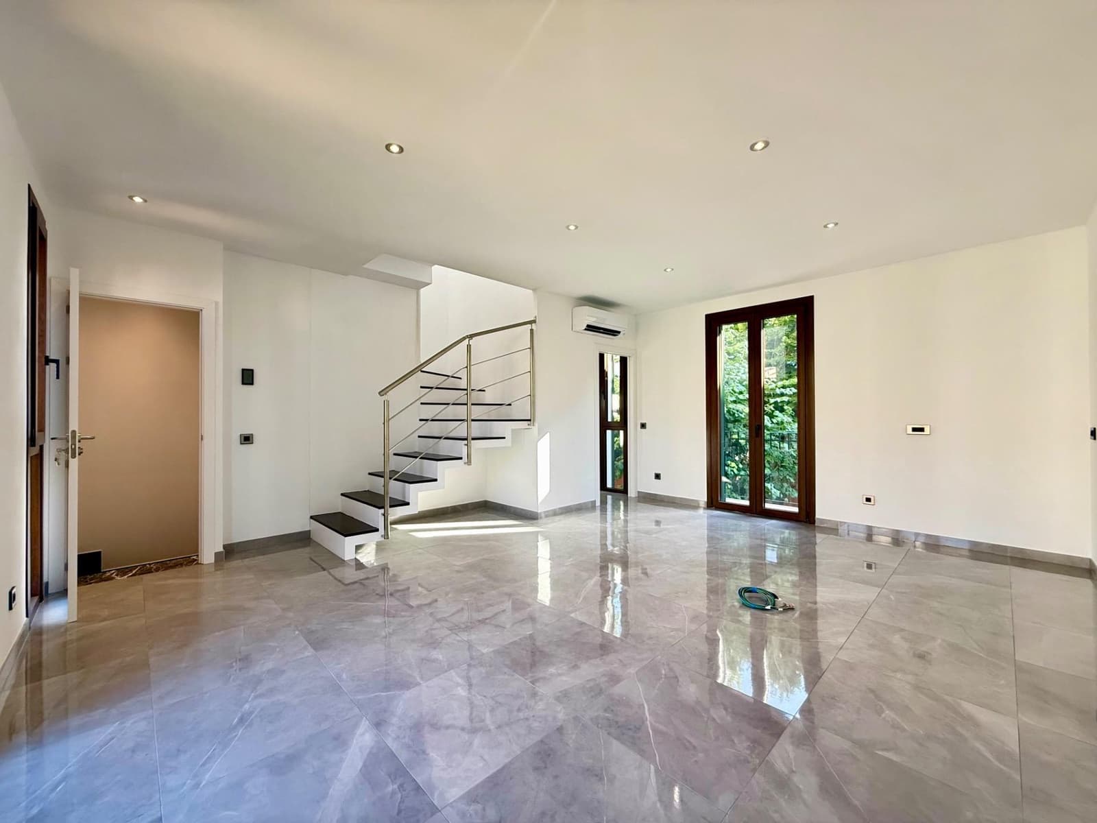 3 slaapkamer Rijtjeshuis te koop in Soller met garage - € 1.190.000 (Ref: 9355804)