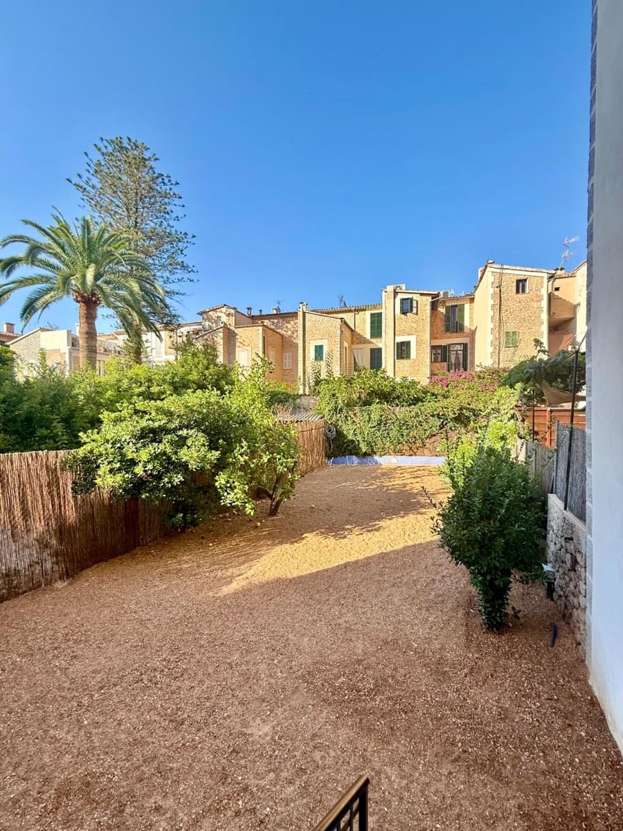 3 slaapkamer Rijtjeshuis te koop in Soller met garage - € 1.190.000 (Ref: 9355804)