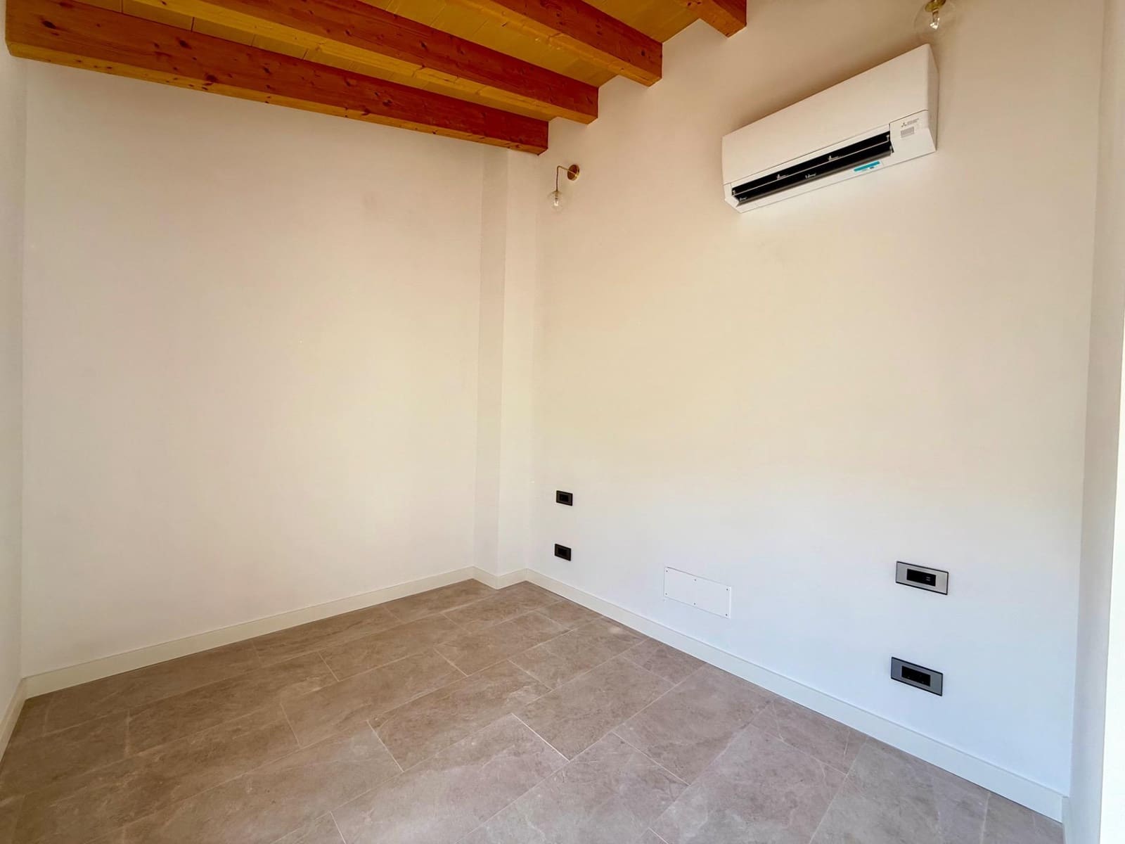 3 slaapkamer Rijtjeshuis te koop in Soller met garage - € 1.190.000 (Ref: 9355804)