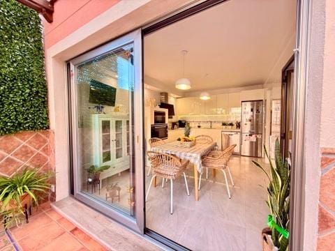 4 makuuhuone Paritalo myytävänä paikassa Palma de Mallorca mukana 
autotalli - 900 000 € (Ref: 9355807)