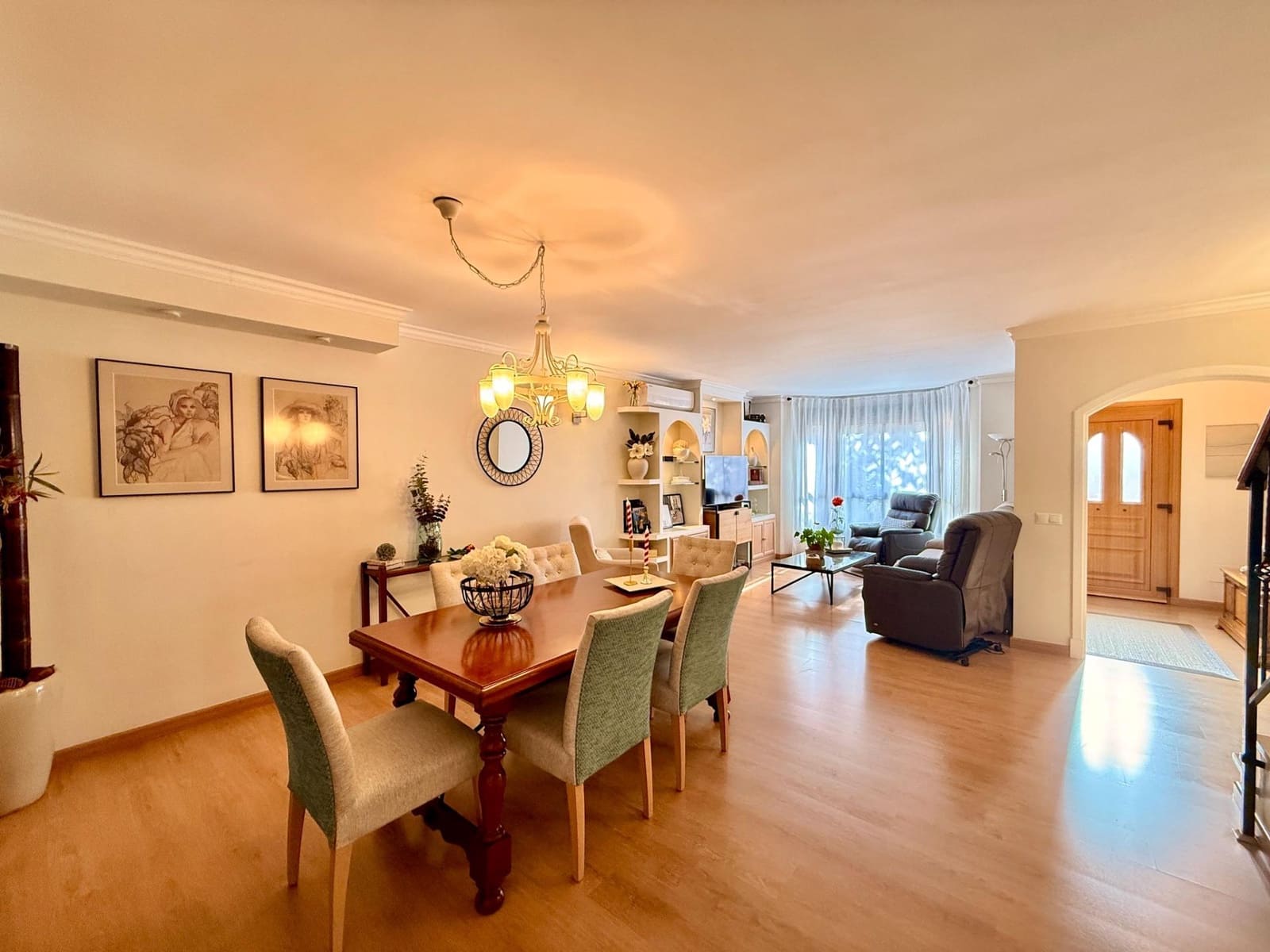 4 makuuhuone Paritalo myytävänä paikassa Palma de Mallorca mukana 
autotalli - 900 000 € (Ref: 9355807)