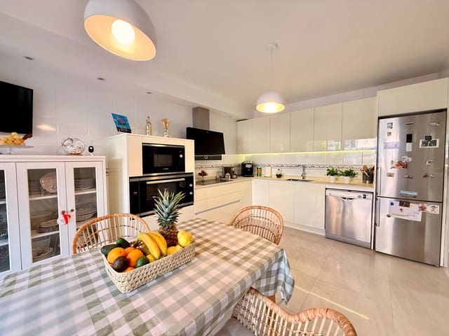 4 makuuhuone Paritalo myytävänä paikassa Amanecer, Palma de Mallorca mukana 
autotalli - 900 000 € (Ref: 9355807)