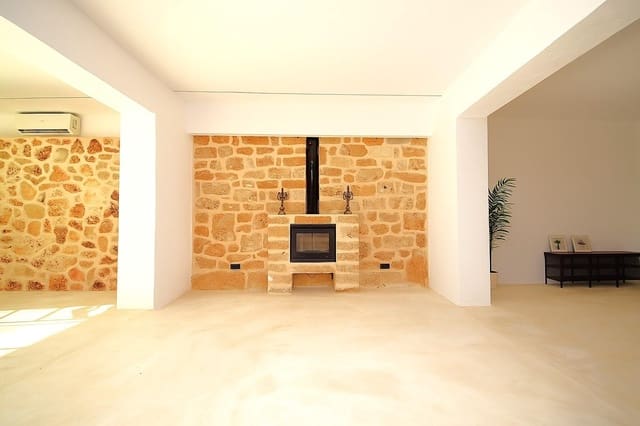 4 Zimmer Reihenhaus zu verkaufen in Sa Pobla mit Pool Garage - 1.050.000 € (Ref: 9356748)