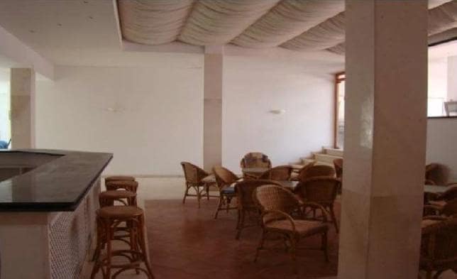 151 makuuhuone Hotelli myytävänä paikassa Mahon / Mao mukana uima-altaan - 10 000 000 € (Ref: 9382809)