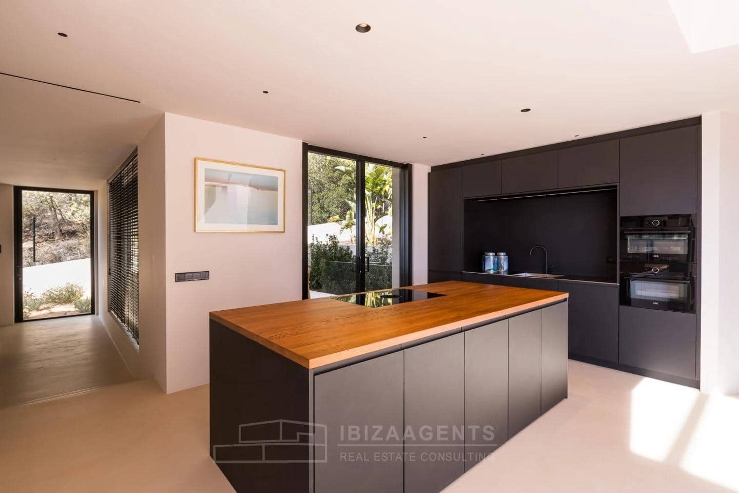 4 sypialnia Willa na sprzedaż w Miasto Ibiza / Eivissa z basenem garażem - 6 900 000 € (Ref: 9840365)