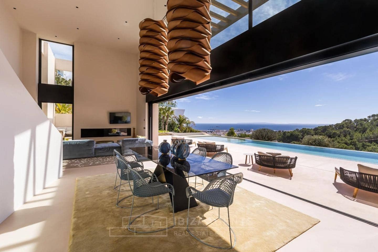 4 sypialnia Willa na sprzedaż w Miasto Ibiza / Eivissa z basenem garażem - 6 900 000 € (Ref: 9840365)