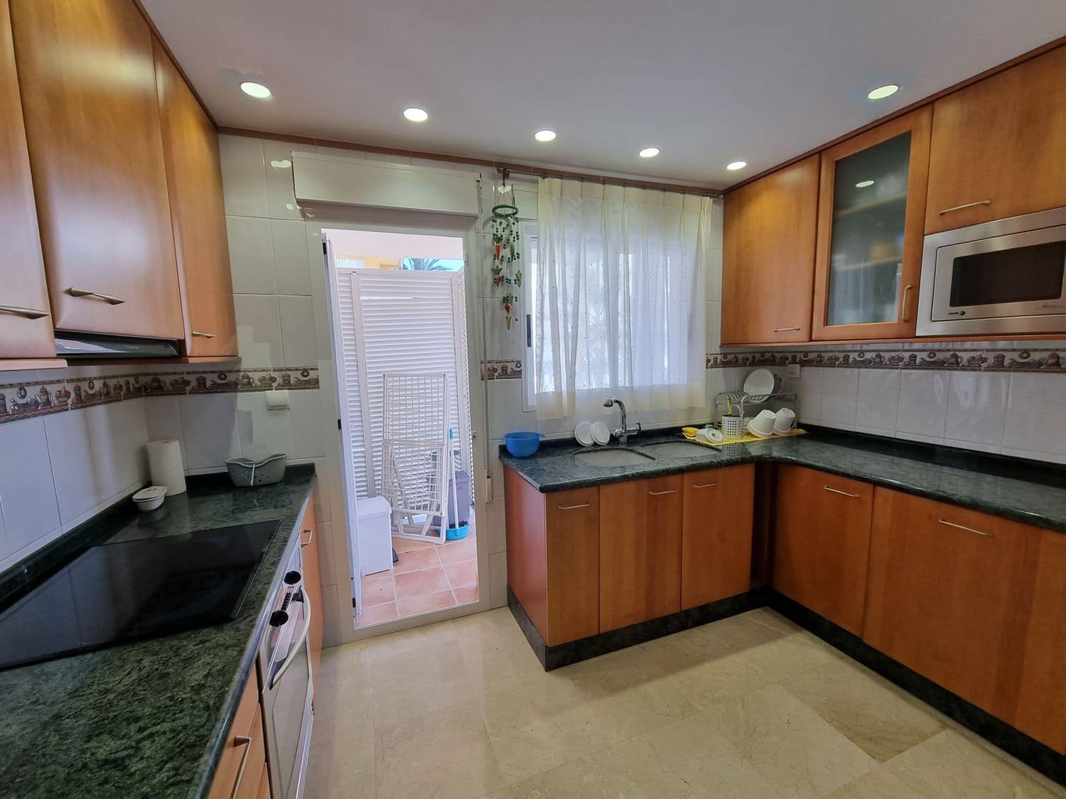 3 bedroom Villa for sale in Miramar with garage € 575,000 (Ref 8004949)