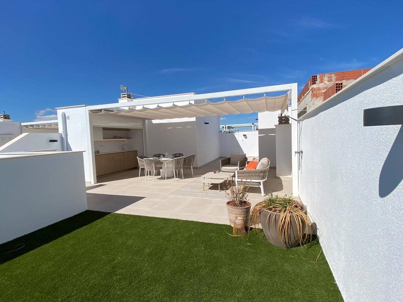 3 slaapkamer Bungalow te koop in Pilar de la Horadada met zwembad garage - € 339.900 (Ref: 10006090)