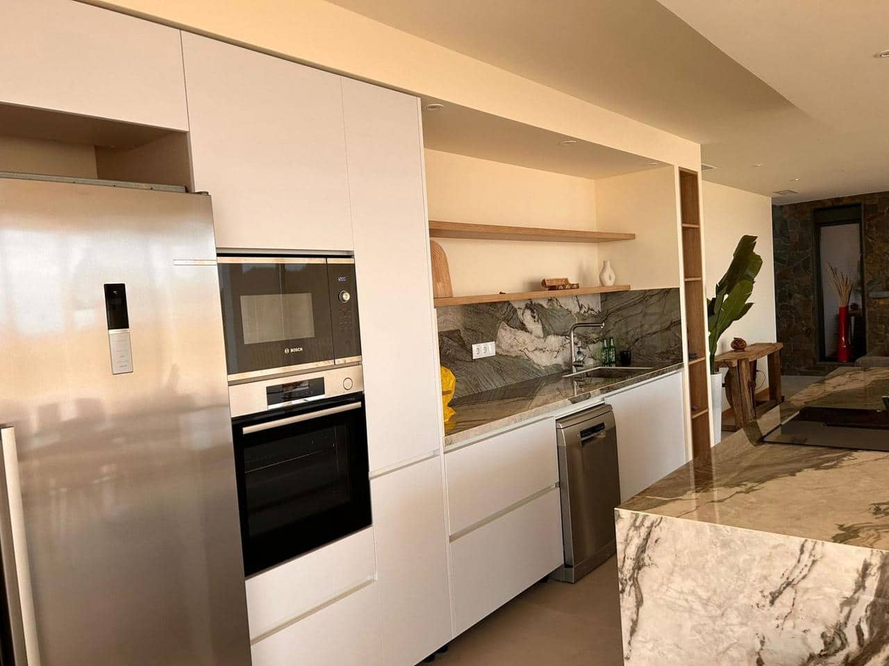 4 slaapkamer Villa te koop in Pinoso met zwembad garage - € 600.000 (Ref: 10018058)
