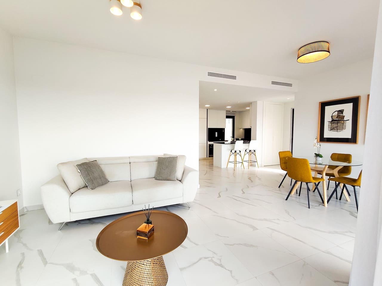 2 soveværelse Bungalow til salg i San Miguel de Salinas med swimmingpool - € 339.000 (Ref: 10031078)
