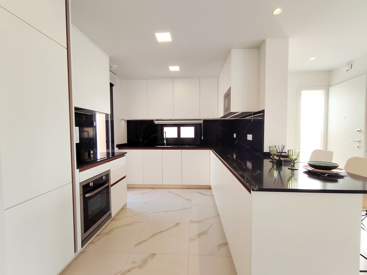 2 soveværelse Bungalow til salg i San Miguel de Salinas med swimmingpool - € 339.000 (Ref: 10031078)