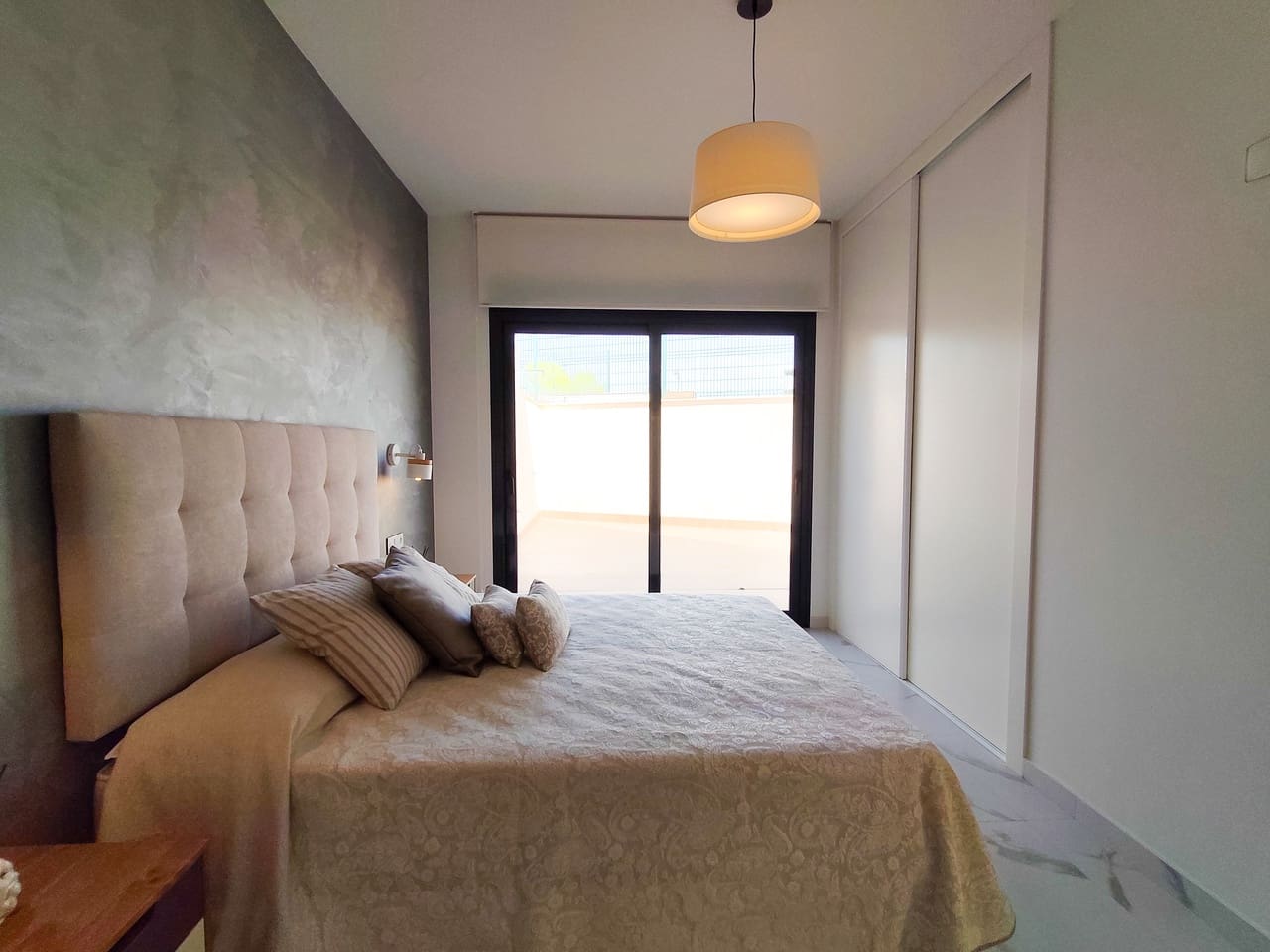 2 soveværelse Bungalow til salg i San Miguel de Salinas med swimmingpool - € 339.000 (Ref: 10031078)