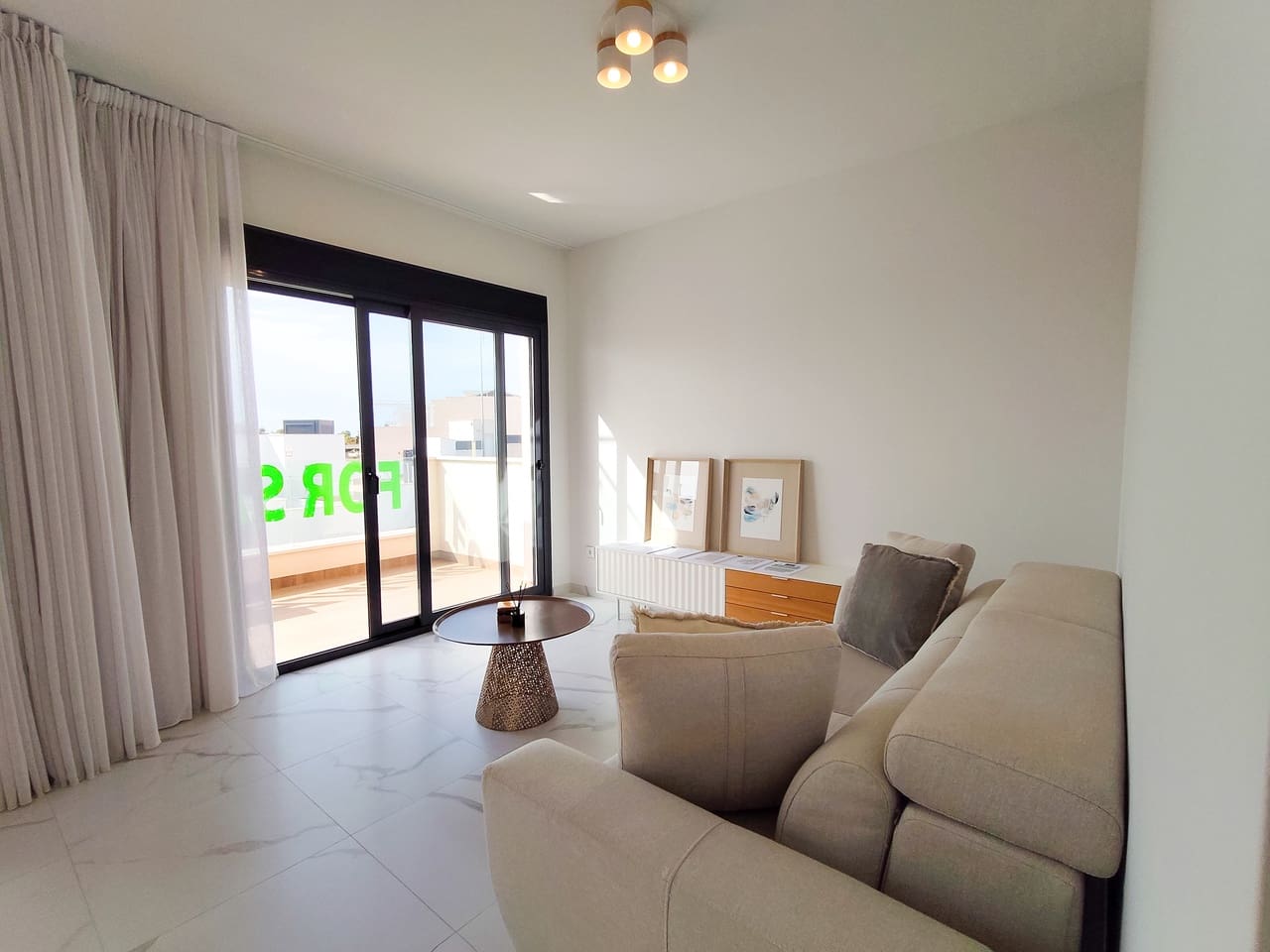 2 soveværelse Bungalow til salg i San Miguel de Salinas med swimmingpool - € 339.000 (Ref: 10031078)