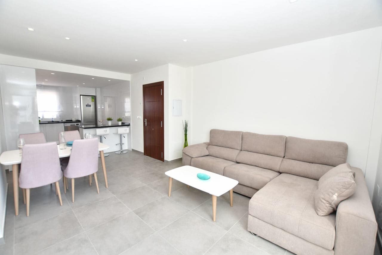 2 chambre Penthouse à vendre à San Miguel de Salinas avec piscine garage - 262 900 € (Ref: 10035776)
