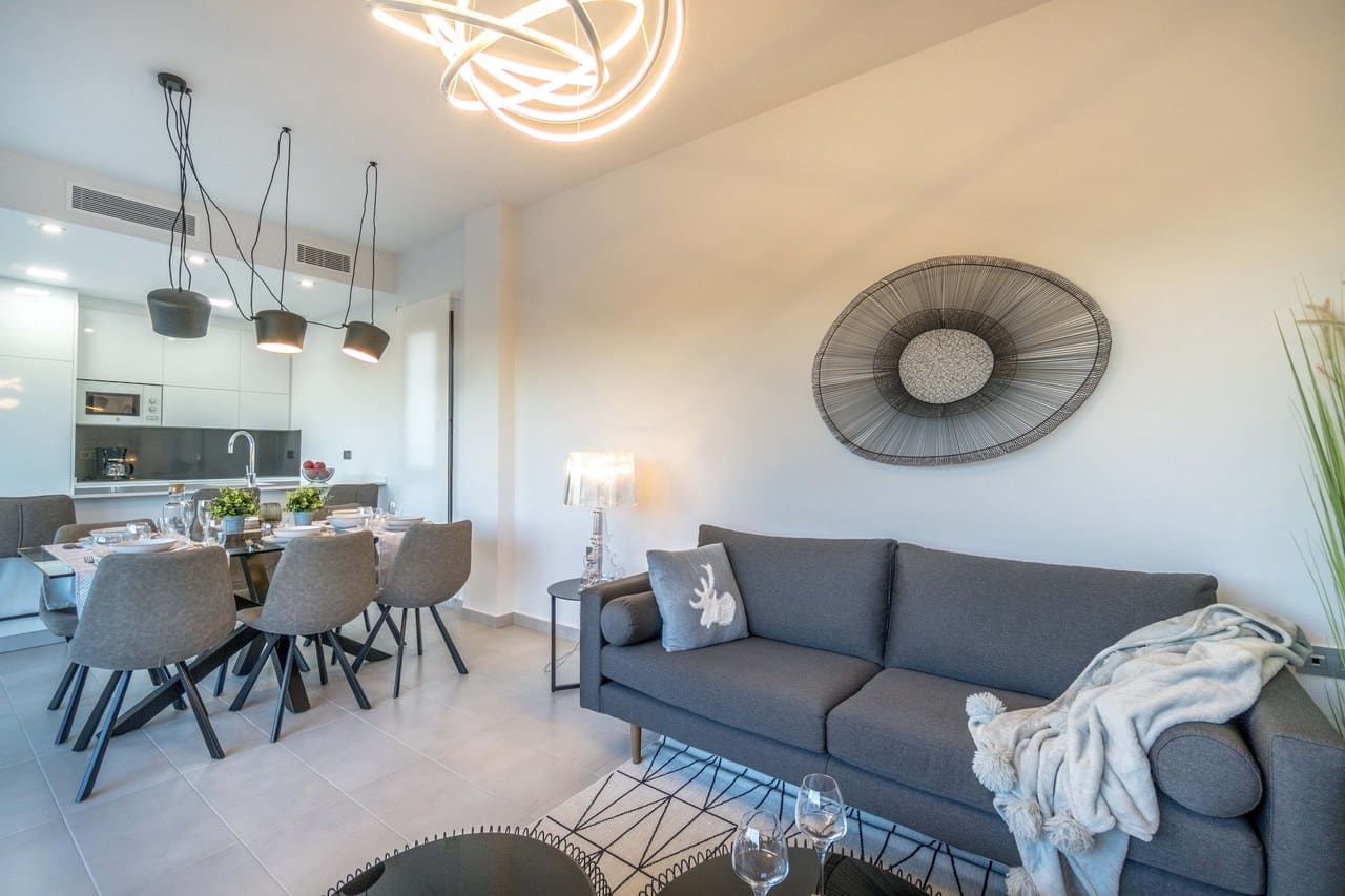 3 chambre Villa/Maison à vendre à Los Alcazares avec piscine garage - 459 000 € (Ref: 10060596)
