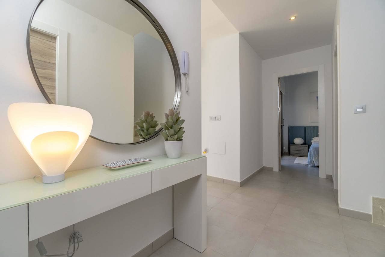 3 soverom Villa til salgs i Los Alcazares med svømmebasseng garasje - € 489 000 (Ref: 10060597)