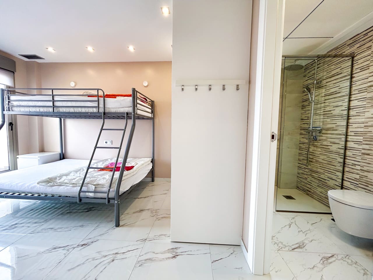 3 chambre Villa/Maison à vendre à Villamartin avec piscine garage - 379 995 € (Ref: 10154394)