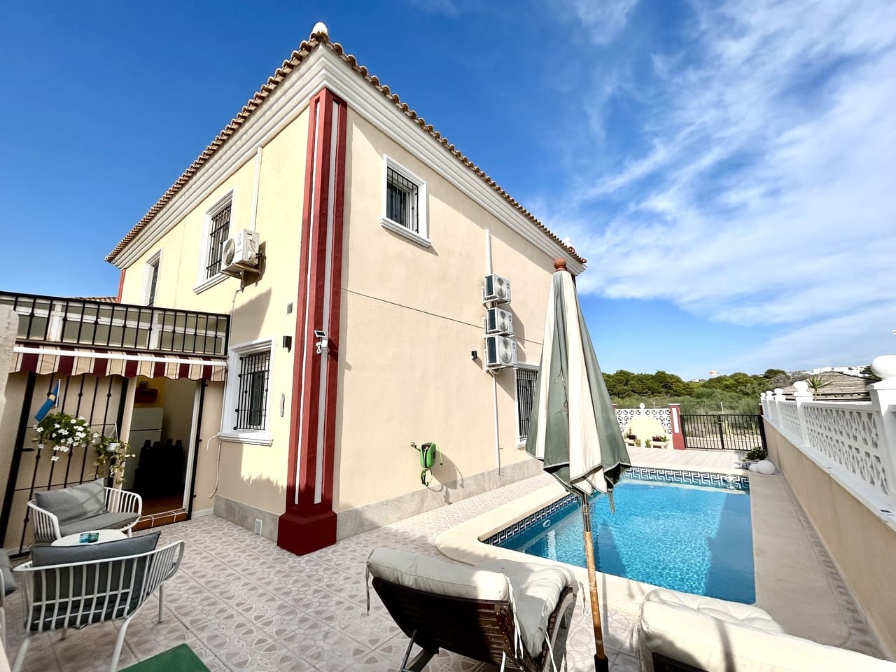 3 chambre Maison de Ville à vendre à Dehesa de Campoamor avec piscine garage - 345 000 € (Ref: 10154395)