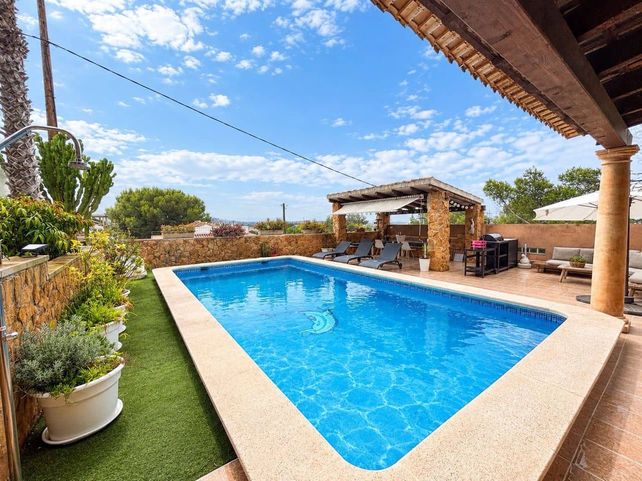 6 sypialnia Willa na sprzedaż w Jacarilla z basenem garażem - 495 000 € (Ref: 10160507)