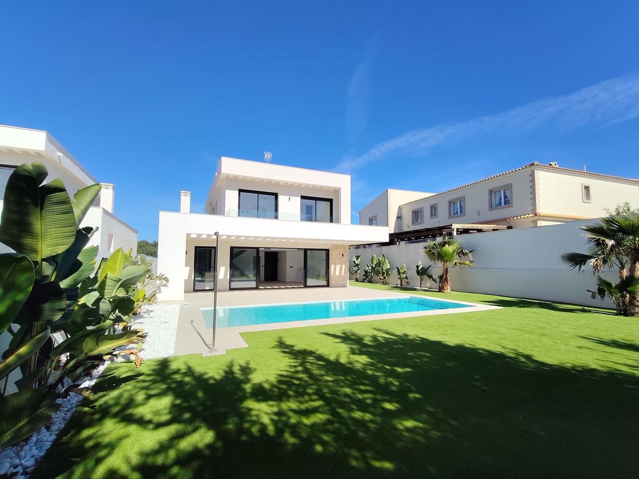 4 slaapkamer Villa te koop in Los Balcones met zwembad garage - € 850.000 (Ref: 10175895)