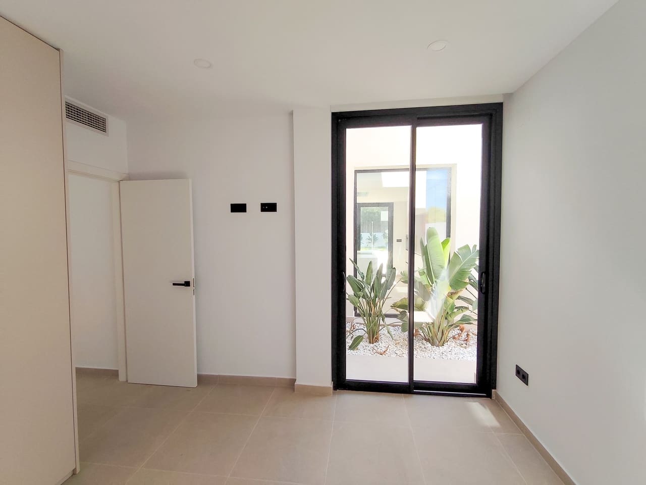4 slaapkamer Villa te koop in Los Balcones met zwembad garage - € 850.000 (Ref: 10175895)