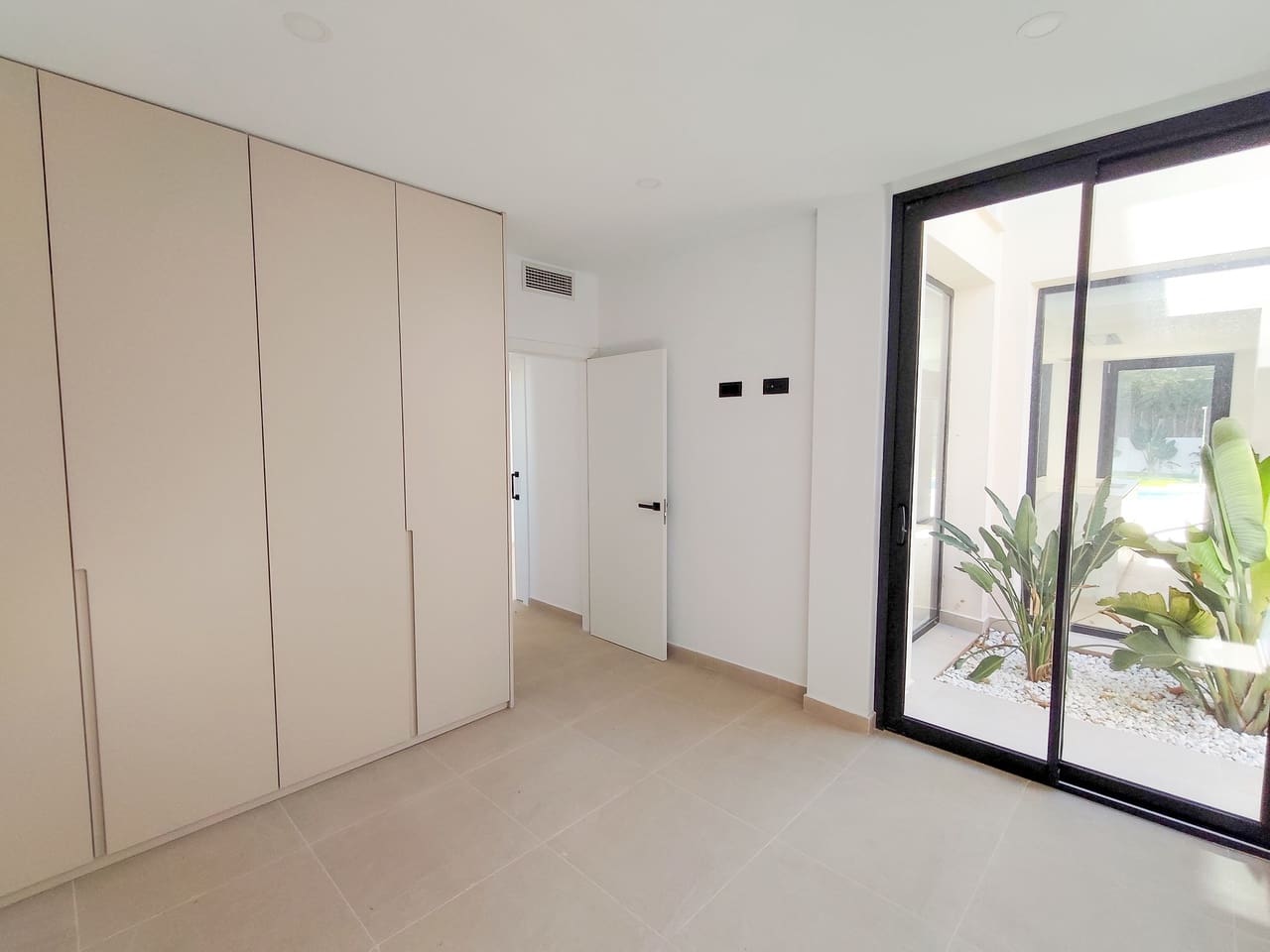 4 slaapkamer Villa te koop in Los Balcones met zwembad garage - € 850.000 (Ref: 10175895)