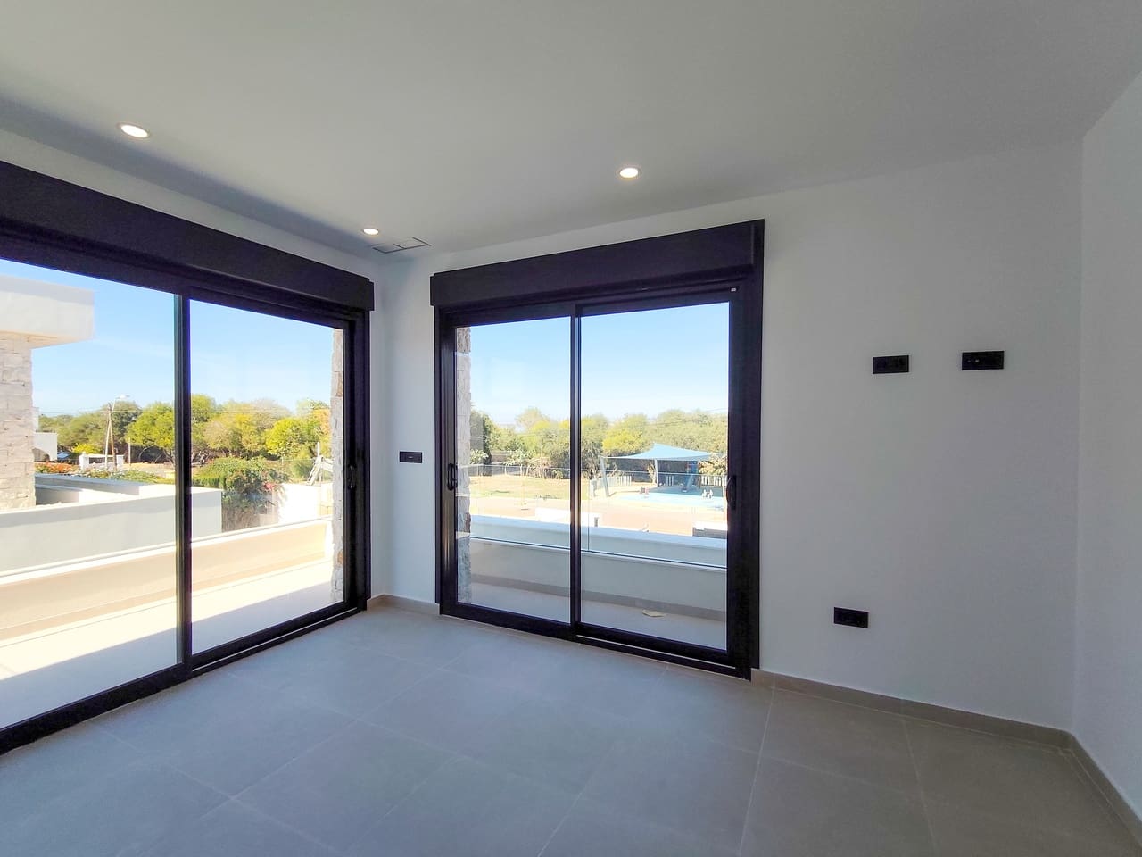 4 slaapkamer Villa te koop in Los Balcones met zwembad garage - € 850.000 (Ref: 10175895)