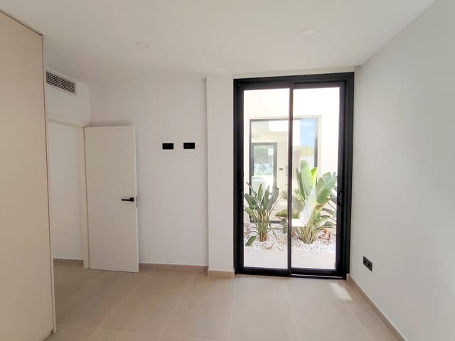 4 slaapkamer Villa te koop in Los Balcones met zwembad garage - € 850.000 (Ref: 10175895)