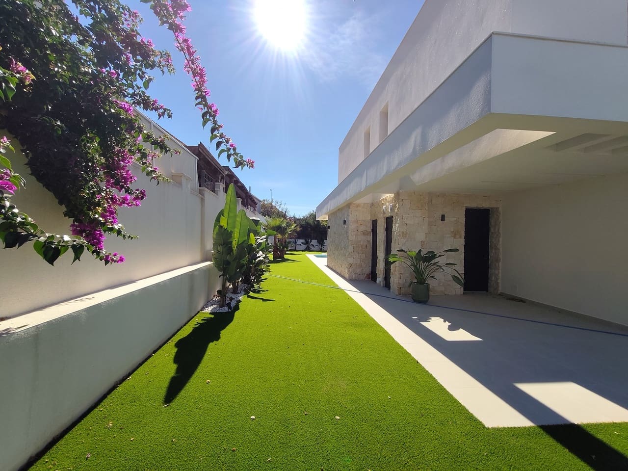4 slaapkamer Villa te koop in Los Balcones met zwembad garage - € 850.000 (Ref: 10175895)