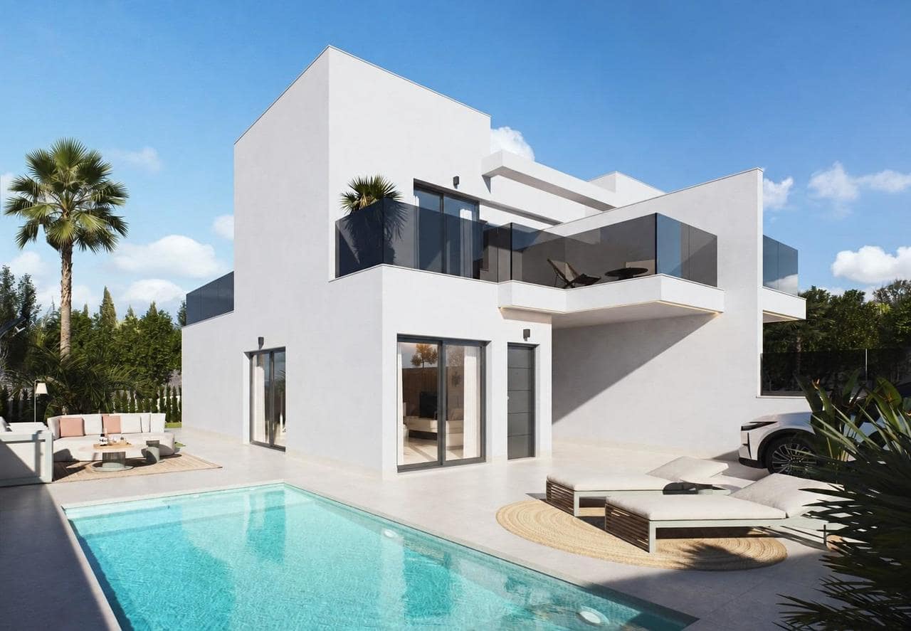 Chalet de 3 habitaciones en Los Alcázares en venta con piscina garaje - 428.000 € (Ref: 10182869)