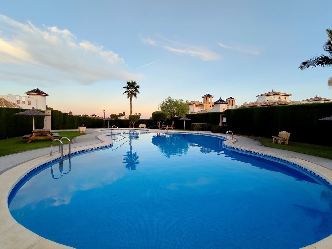 2 Zimmer Penthouse zu verkaufen in Cabo Roig mit Pool Garage - 174.995 € (Ref: 10185425)