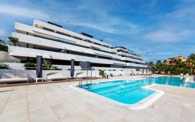 2 bedroom Penthouse for sale in Paraiso - Barronal, Estepona with pool garage - € 685,000 (Ref: 10186016)
