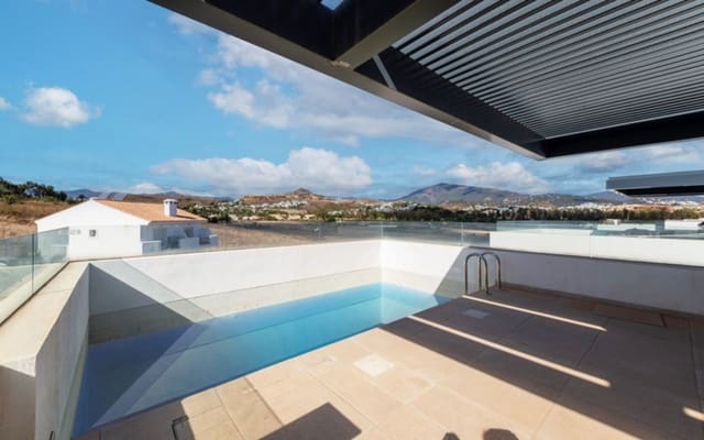 2 bedroom Penthouse for sale in Paraiso - Barronal, Estepona with pool garage - € 685,000 (Ref: 10186016)
