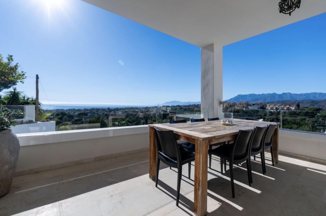4 sovrum Villa till salu i Marbella med pool garage - 2 249 000 € (Ref: 10186017)
