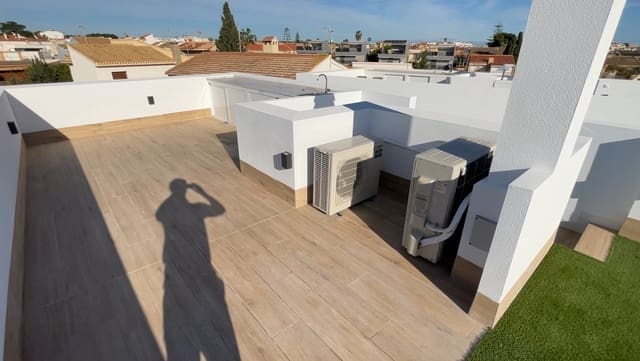 3 Zimmer Villa zu verkaufen in Torre de la Horadada, Pilar de la Horadada mit Pool Garage - 749.000 € (Ref: 10186025)