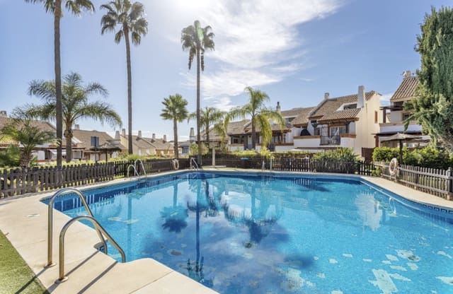 4 sovrum Lägenhet till salu i Casco Antiguo, Marbella med pool garage - 840 000 € (Ref: 10186027)