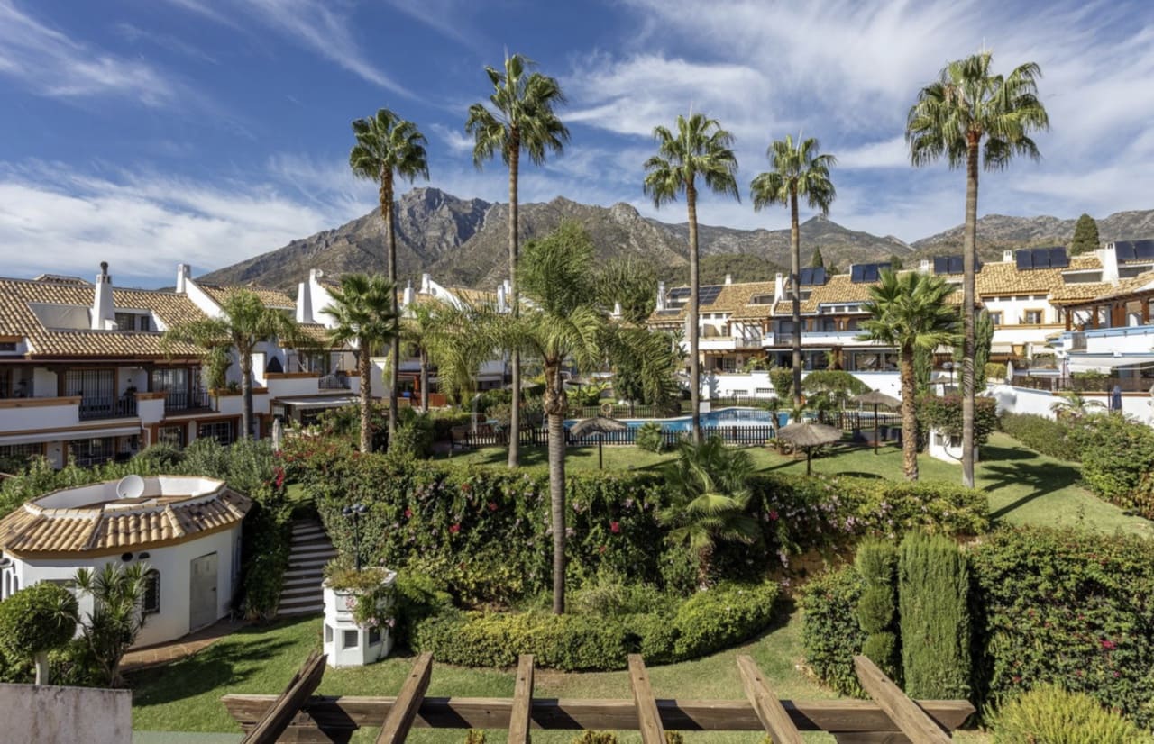 4 sovrum Lägenhet till salu i Marbella med pool garage - 840 000 € (Ref: 10186027)