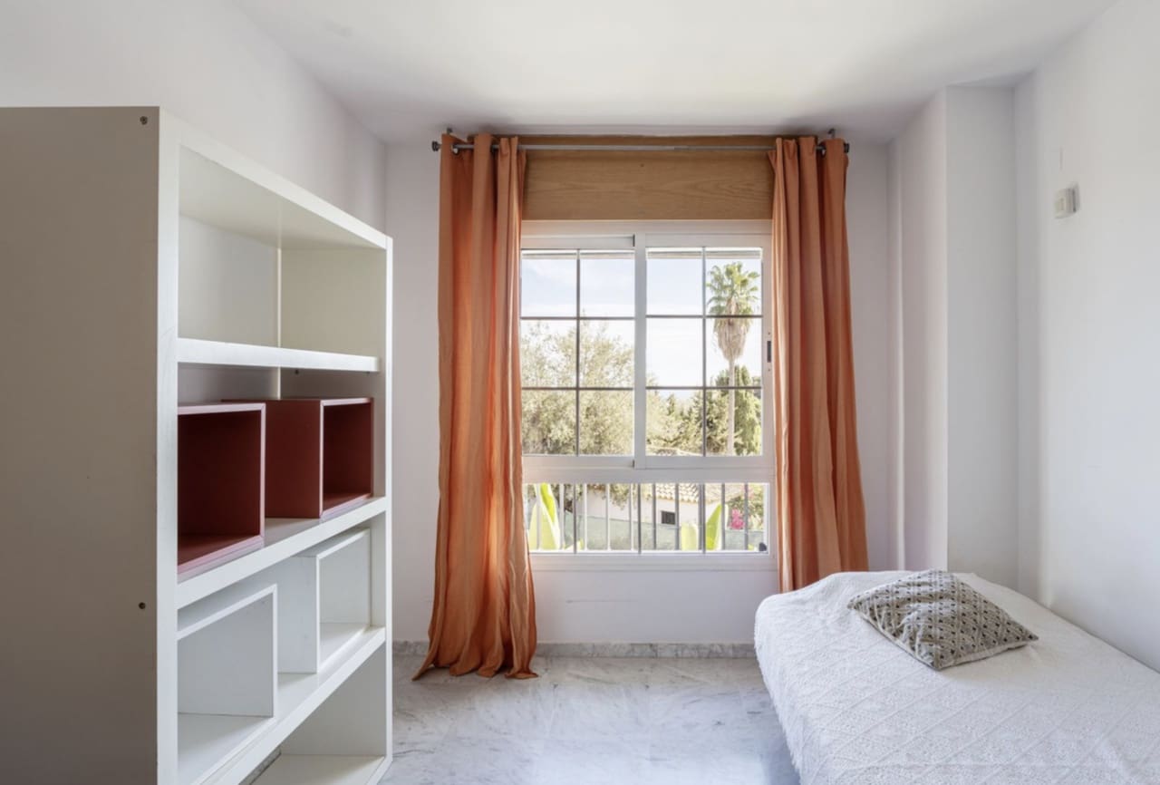 4 sovrum Lägenhet till salu i Marbella med pool garage - 840 000 € (Ref: 10186027)