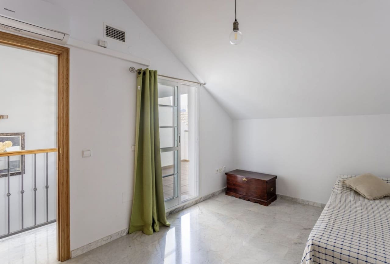 4 sovrum Lägenhet till salu i Marbella med pool garage - 840 000 € (Ref: 10186027)