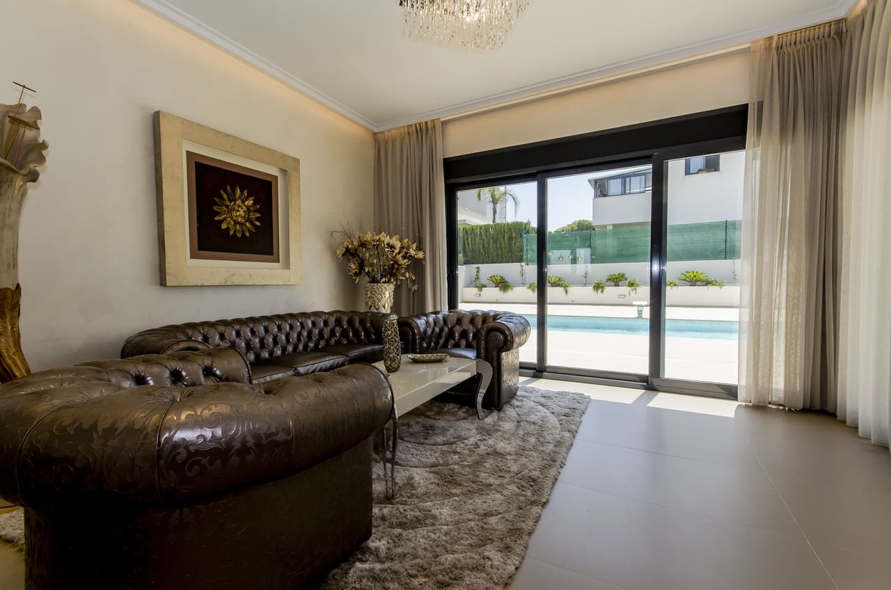 4 slaapkamer Villa te koop in Dehesa de Campoamor met zwembad - € 669.000 (Ref: 4858792)