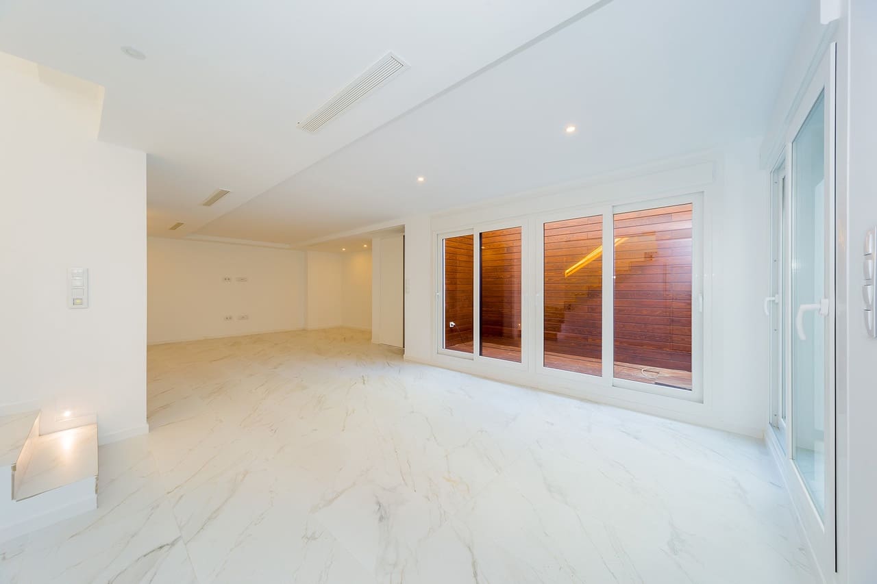 4 soverom Villa til salgs i Torrevieja med svømmebasseng garasje - € 599 000 (Ref: 5018524)