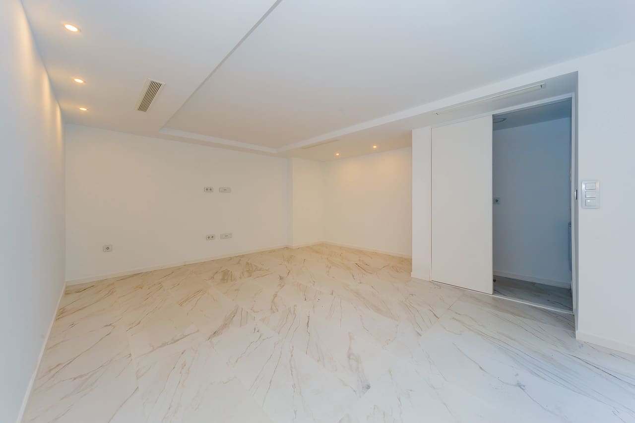 4 soverom Villa til salgs i Torrevieja med svømmebasseng garasje - € 599 000 (Ref: 5018524)