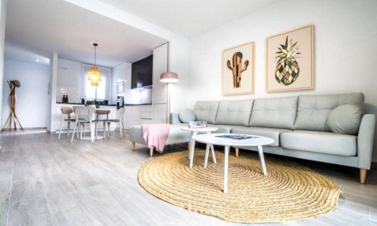 3 Zimmer Villa zu verkaufen in San Miguel de Salinas mit Pool - 209.000 € (Ref: 6606059)