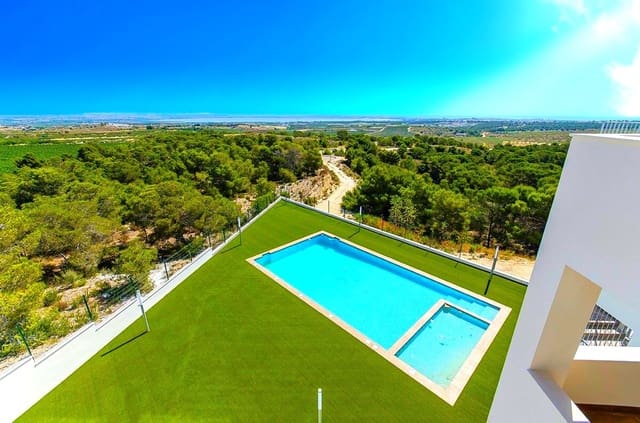 Apartamento de 2 habitaciones en San Miguel de Salinas en venta con piscina - 285.000 € (Ref: 6717175)