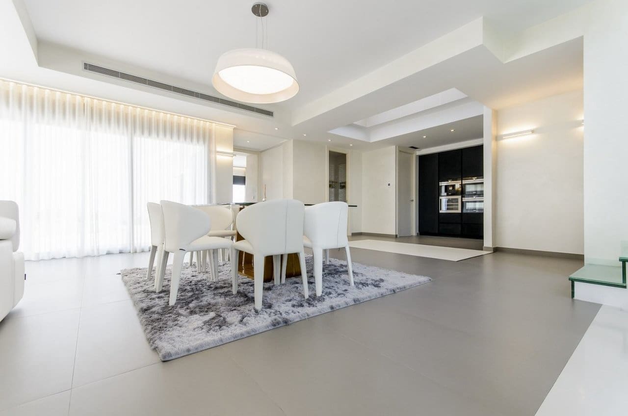3 bedroom Villa for sale in Campoamor with pool garage - € 869,950 (Ref: 6785753)