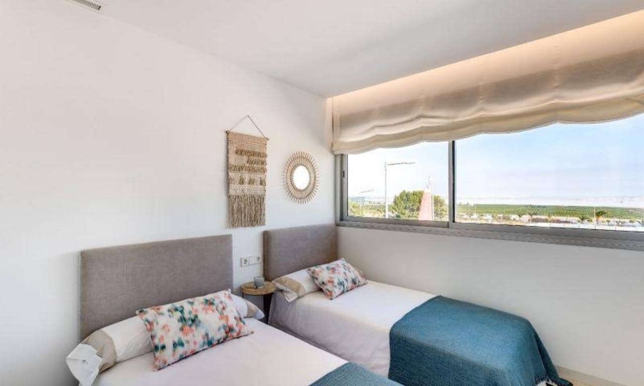 2 chambre Villa/Maison à vendre à Torrevieja avec piscine - 249 000 € (Ref: 6870819)