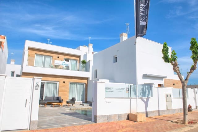 3 sovrum Villa till salu i San Pedro del Pinatar ciudad, San Pedro del Pinatar med pool - 349 000 € (Ref: 6884666)